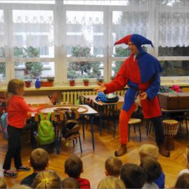 Błazen, kuglarz czyli żarty Średniowiecza – 2015/2016 – Zabierzów